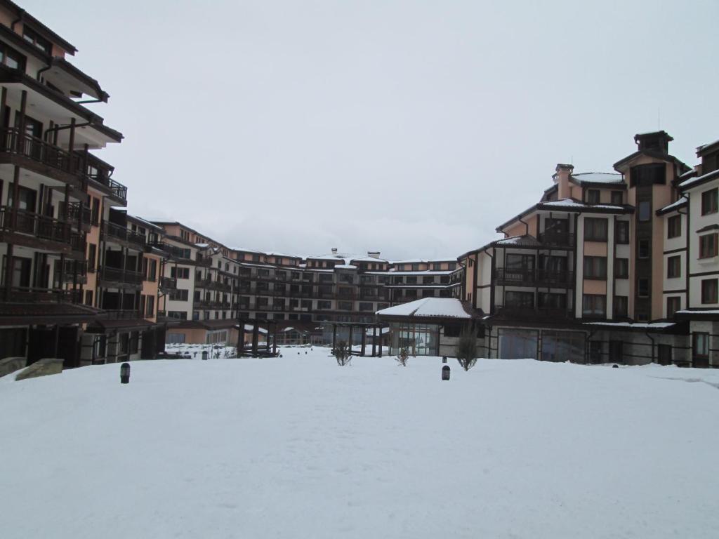 Downtown Alexander Services Apartments Bansko Exteriör bild